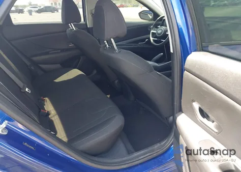 2022 Hyundai Elantra Sel z USA, uszkodzony, nr VIN 5NPLM4AG2NH078066